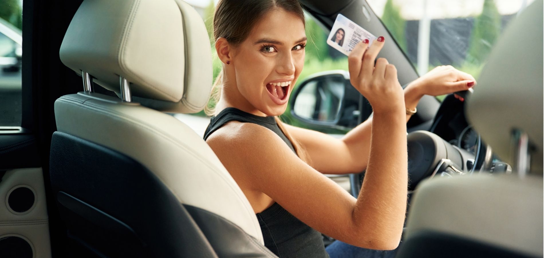 Licencias & Permisos de Conducir